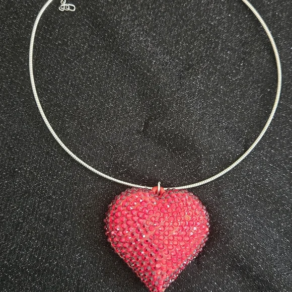 Red Crystal Heart Pendant Necklace - Picture 2 of 6